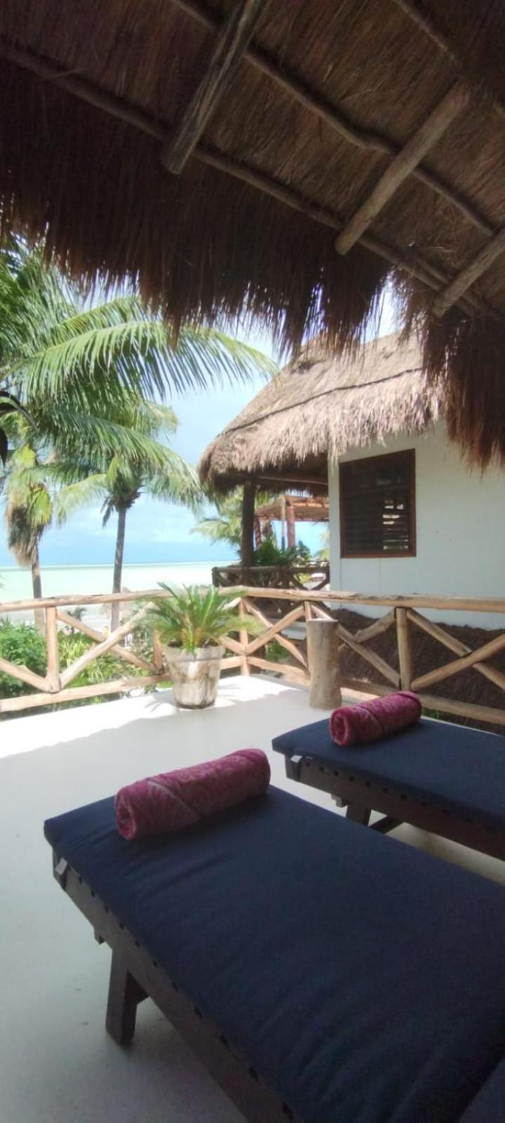 ホルボックス島 Casa Tom Tom - Adults Only Bed & Breakfast エクステリア 写真
